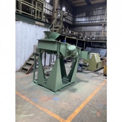 Large-scale vibrating screening machine with vibration.jpg