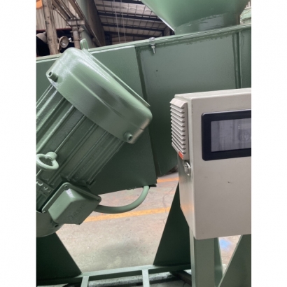 Large-scale vibrating screening machine with vibration.jpg